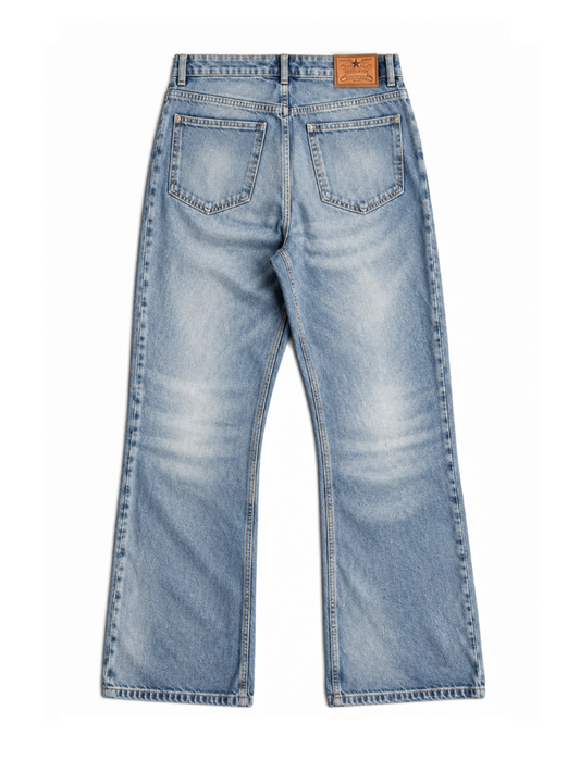 LIGHT WASH JEANS