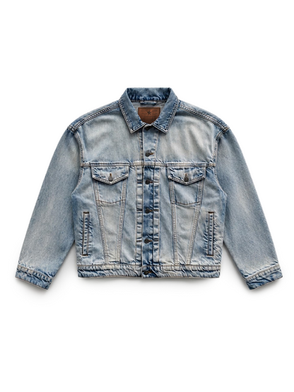 LIGHT WASH DENIM JACKET