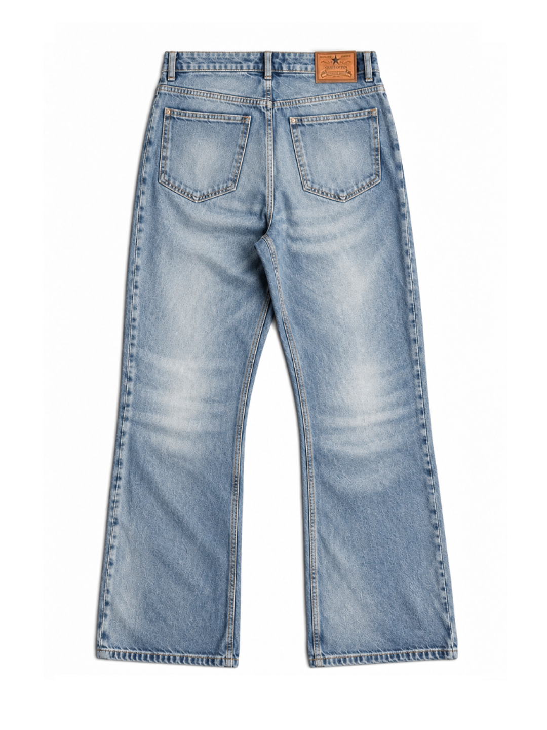 LIGHT WASH JEANS