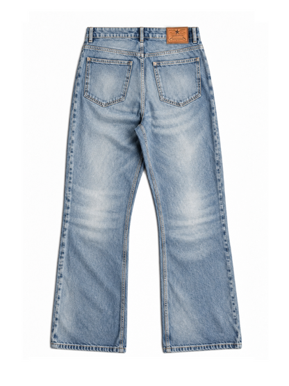 LIGHT WASH JEANS