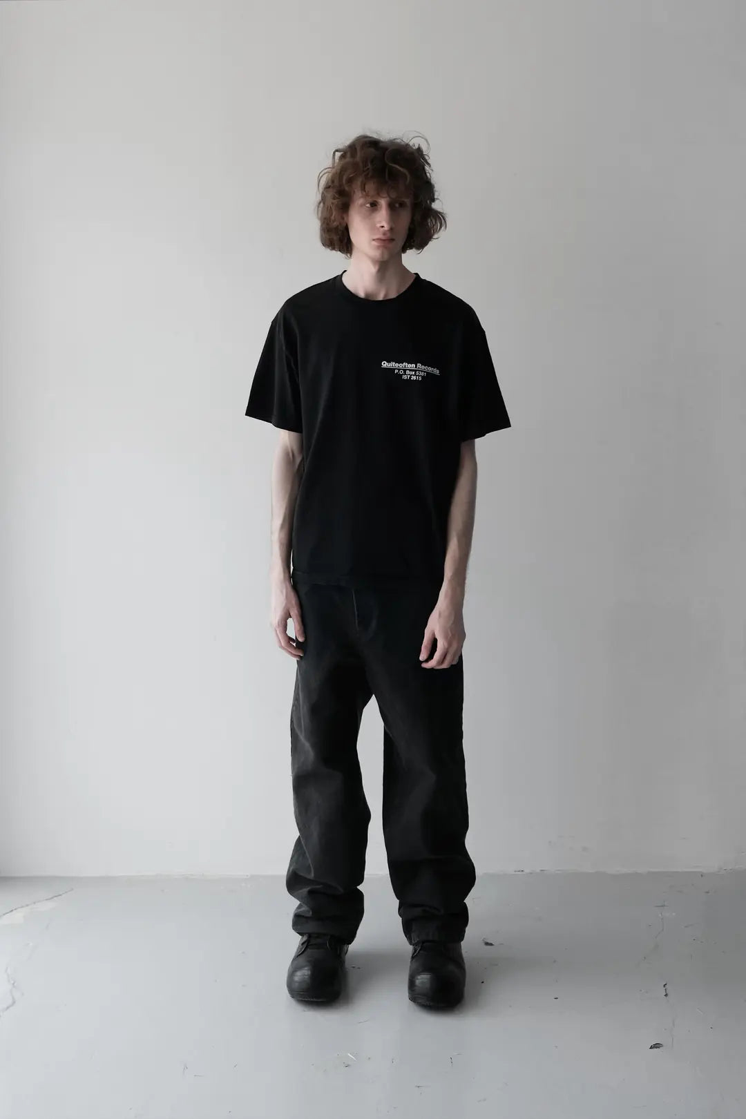 RECORDS TEE BLACK