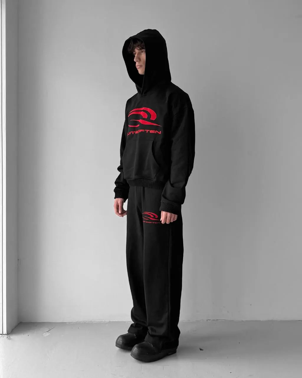 RED ON BLACK SPORTS LOGO SWEATPANTS
