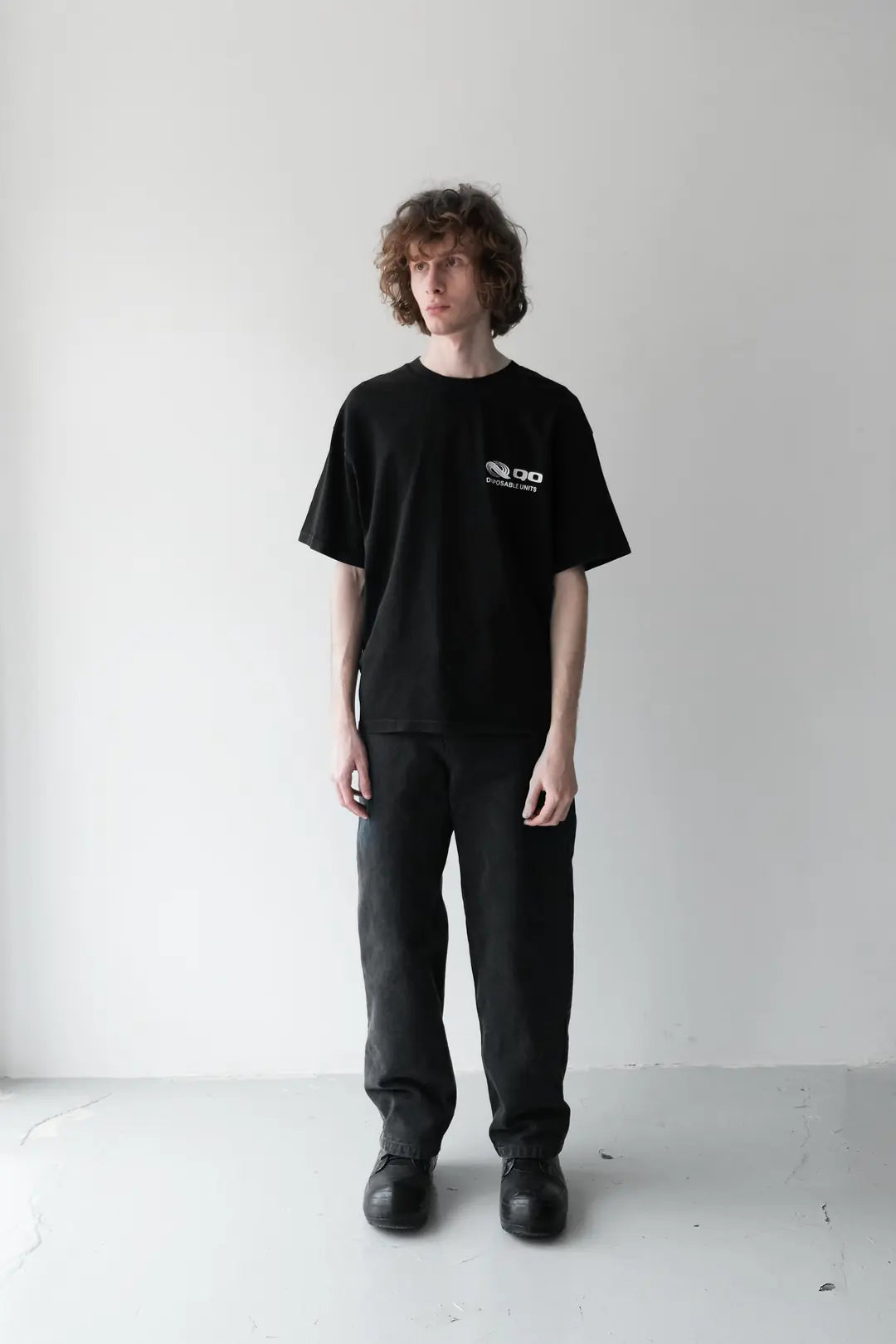 BATTERY TEE BLACK