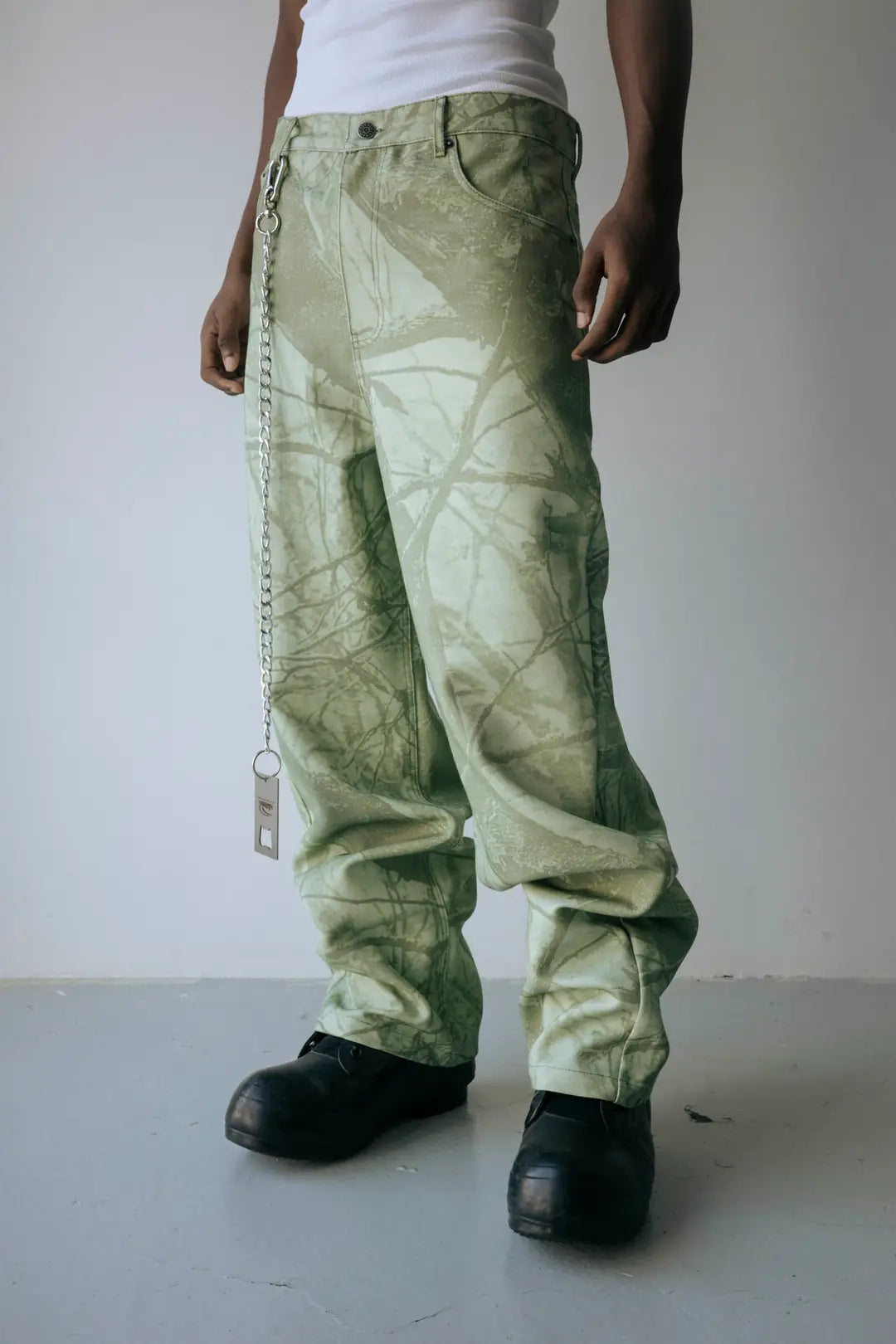 HÄRMAN QUITEOFTEN CAMO PANTS
